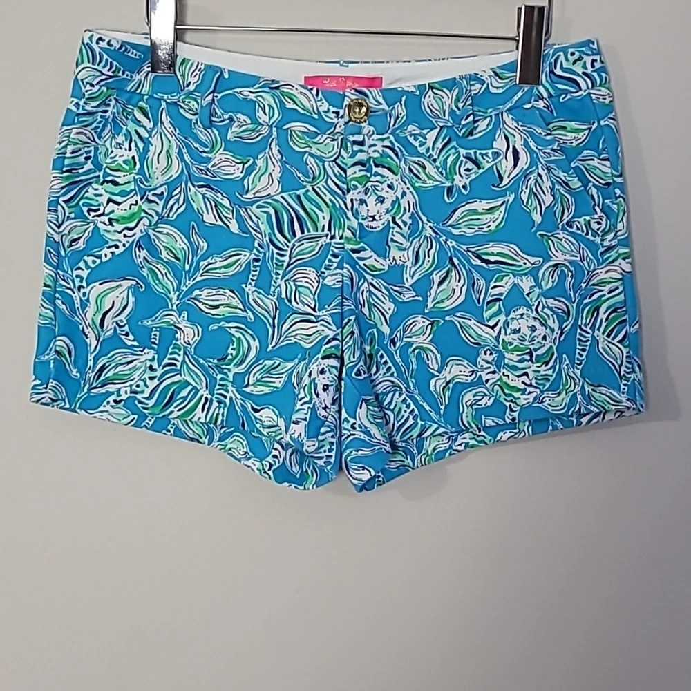 Lilly Pulitzer Blue Floral Print Women’s Shorts